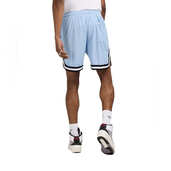 SNIPES Exclusive # 98 Men’s Meshed Activewear Shorts w/ Front zip pockets Sz XL - Picture 4 of 7